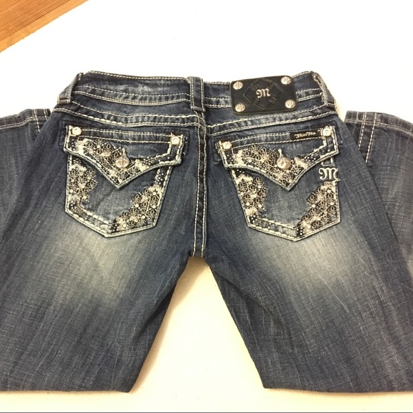 Beautiful Miss Me Cuffed Capri Jeans - Picture 3 of 8